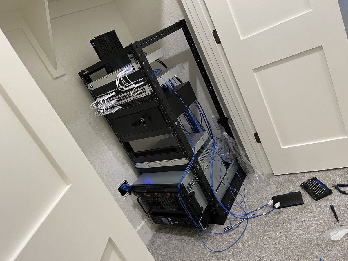 Greg Salazar tweet media