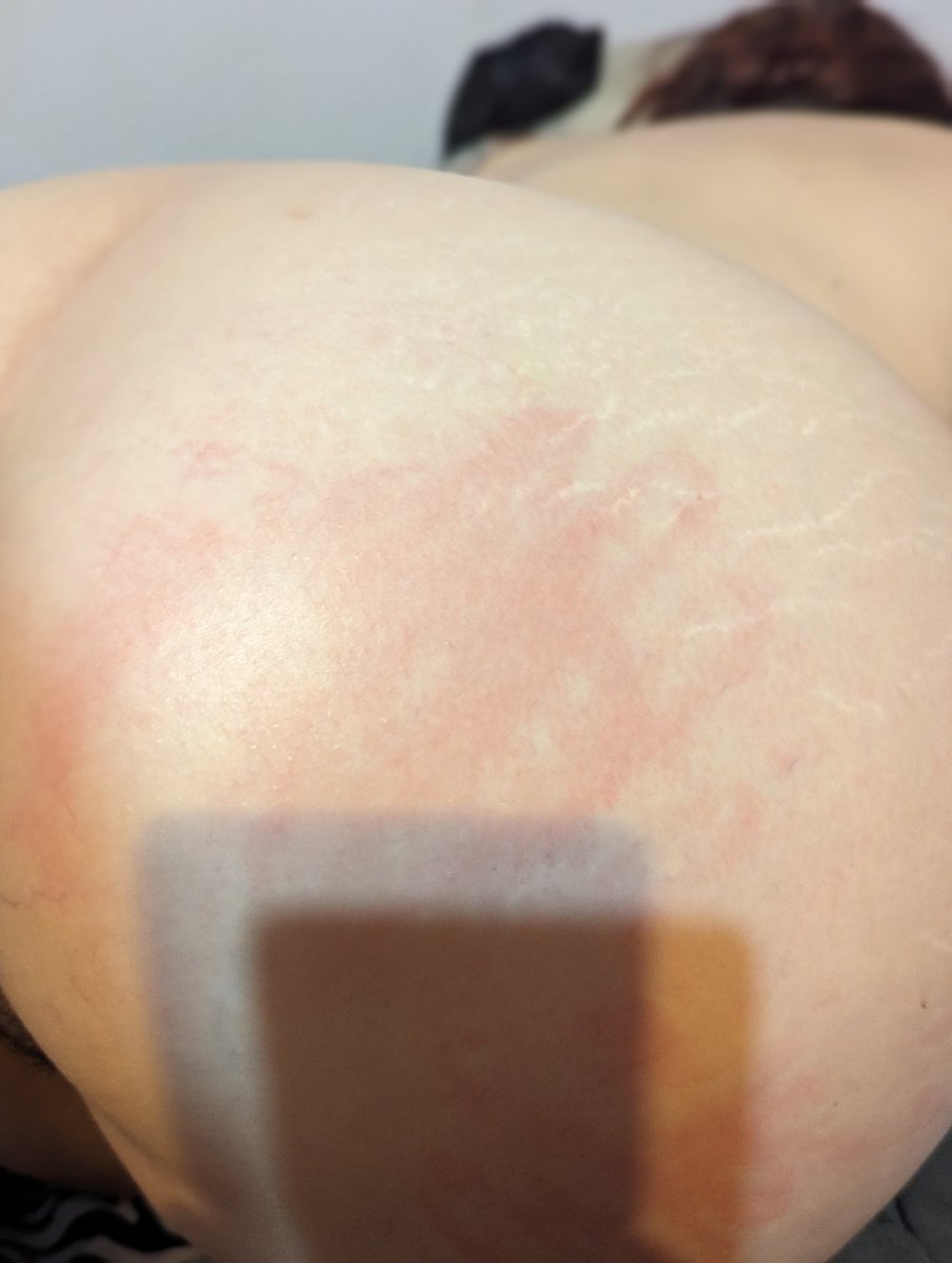 cplfoxymoon's tweet photo. Let him spank me thru out the day got made me cum https://t.co/zsWSmcfF2l