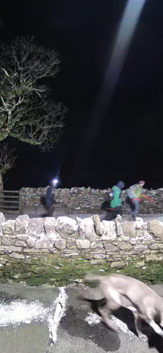 lynnslabs's tweet photo. @TheSpineRace Montane Spine Sprint race leaders at Birkdale 22:35 tonight #spinerace https://t.co/5KcOOPMx0d