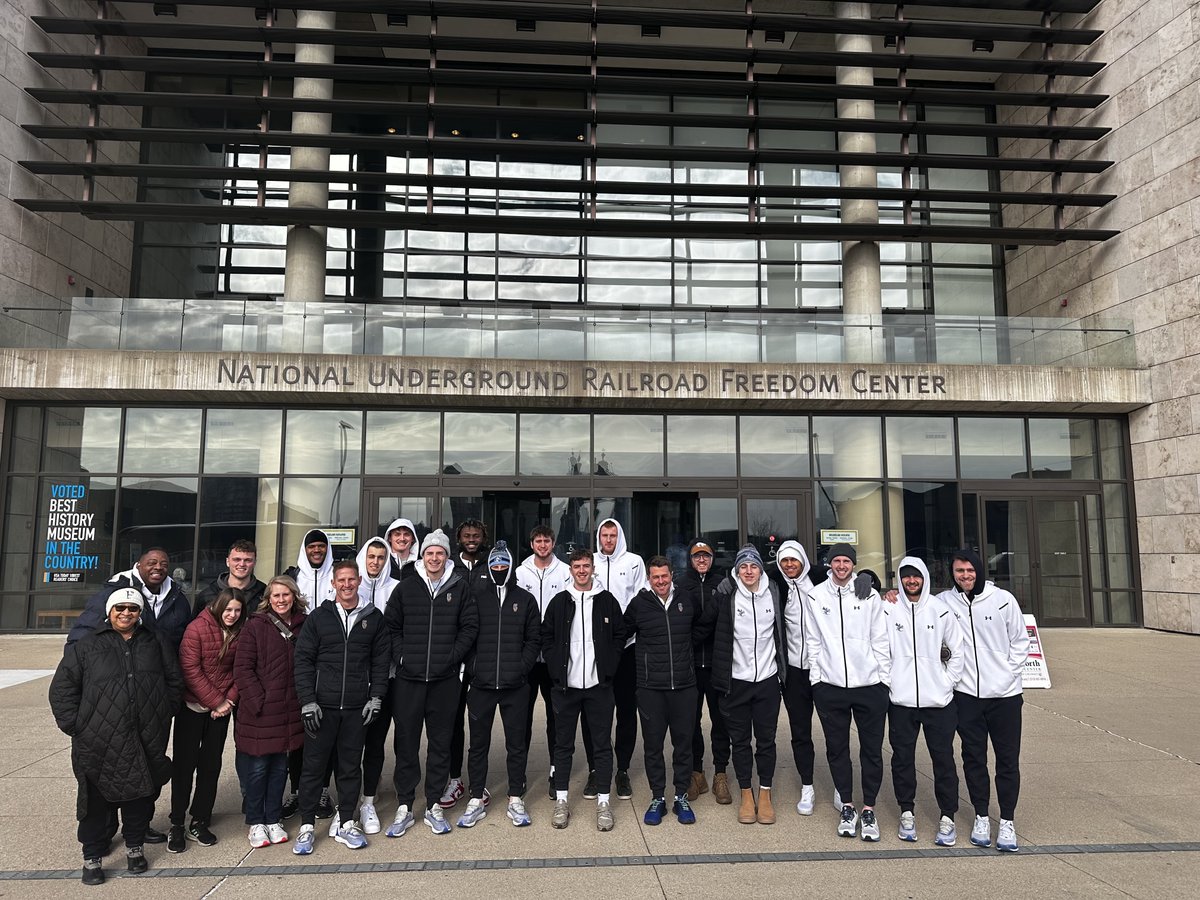 The Yellow Jacket men headed down to the National Underground Railroad Freedom Center to celebrate MLK day. Glad we got the opportunity to take the team again this year.

#FearOneFearNone #ForHim