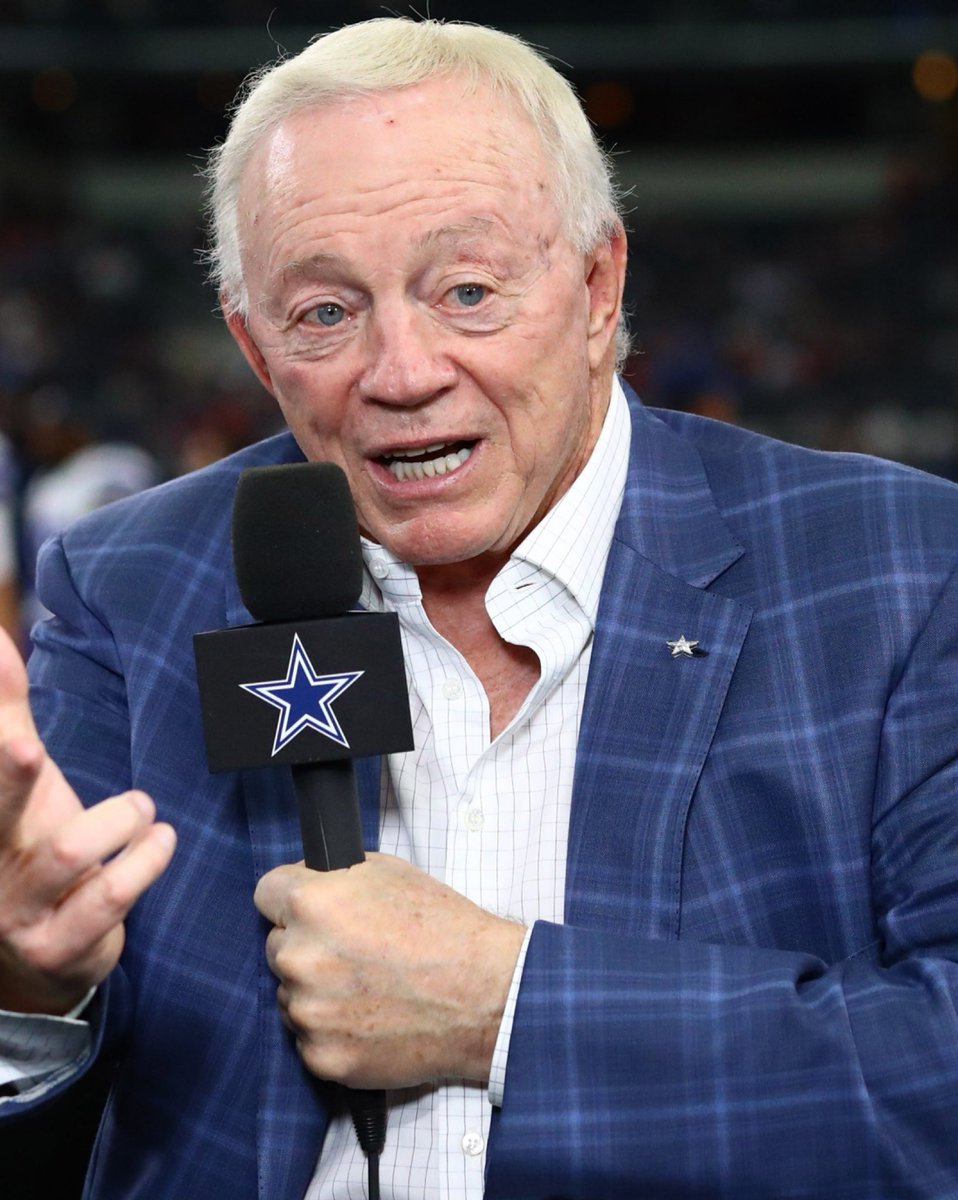 jasrifootball's tweet photo. 𝗧𝗥𝗘𝗡𝗗𝗜𝗡𝗚: Chad Ochocinco says that the problem with the #Cowboys is Owner Jerry Jones, via @NightcapShow_ 

He says Jones needs to take a more hands off approach with the team.

“Say his name loud and clear! That’s the problem, Jerry Jones is the reason why they can’t get past the first round. That’s the problem! Jerry I love you, I love the way you conduct business. Go ahead and get in the background and let them boys handle their business from now on.”