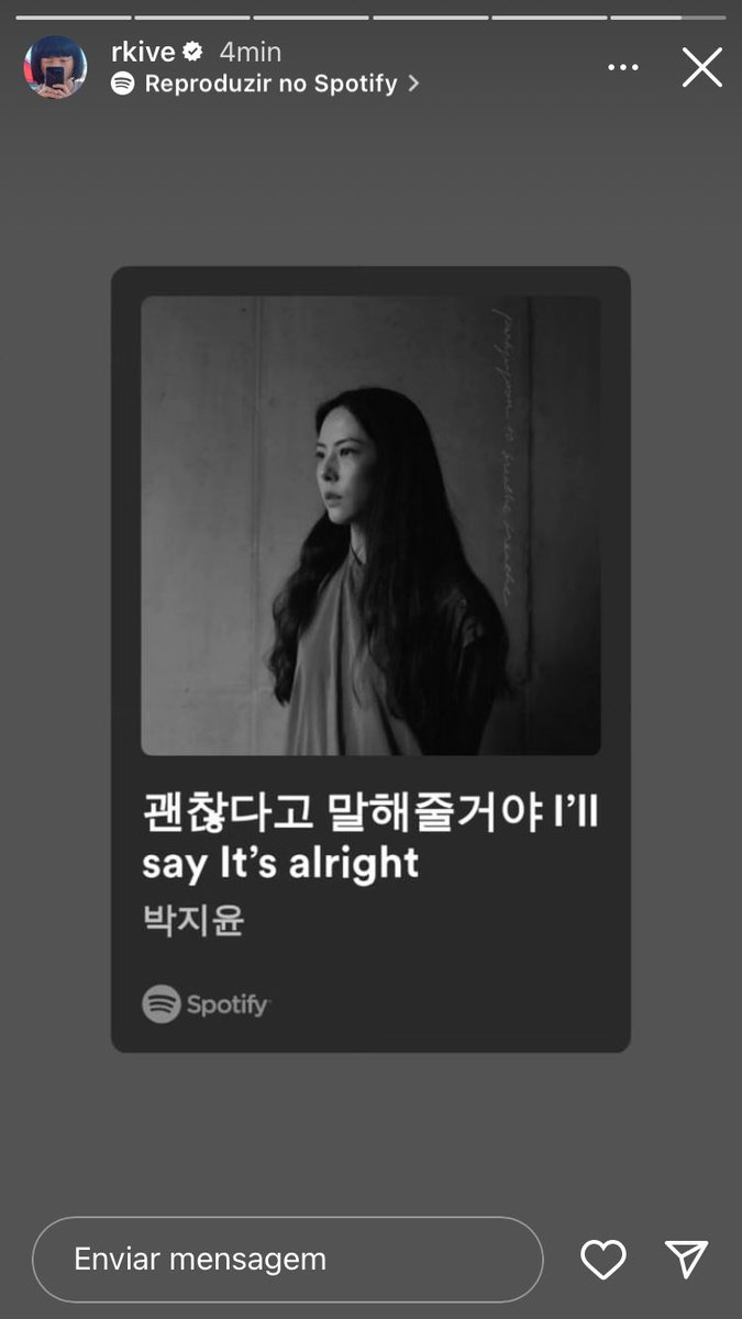 jeonjgukie's tweet image. o namjoon indicando música no story parece que o mundo tá voltando aos eixos a terra tá girando de novo, as plantas voltaram a fazer fotossíntese, aquecimento global tá regredindo, a receita federal não tá mais taxando pobre, tá tudo dando certo!