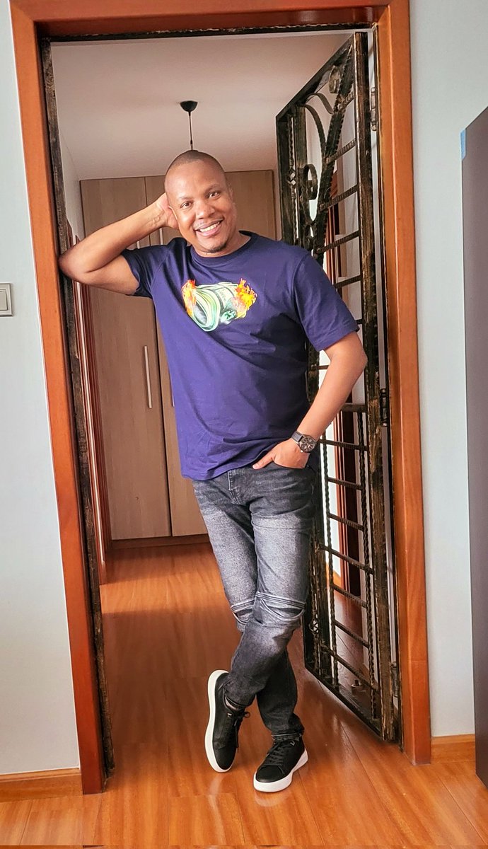 bonniemusambi's tweet photo. 16th January, and it's my birthday!

My heart is full of immeasurable gratitude to Almighty God for the gift of life, health, a wonderful family, and great friends. 

All glory to God, even as I commence my plus one 😊😊. https://t.co/noSbGh3cLE