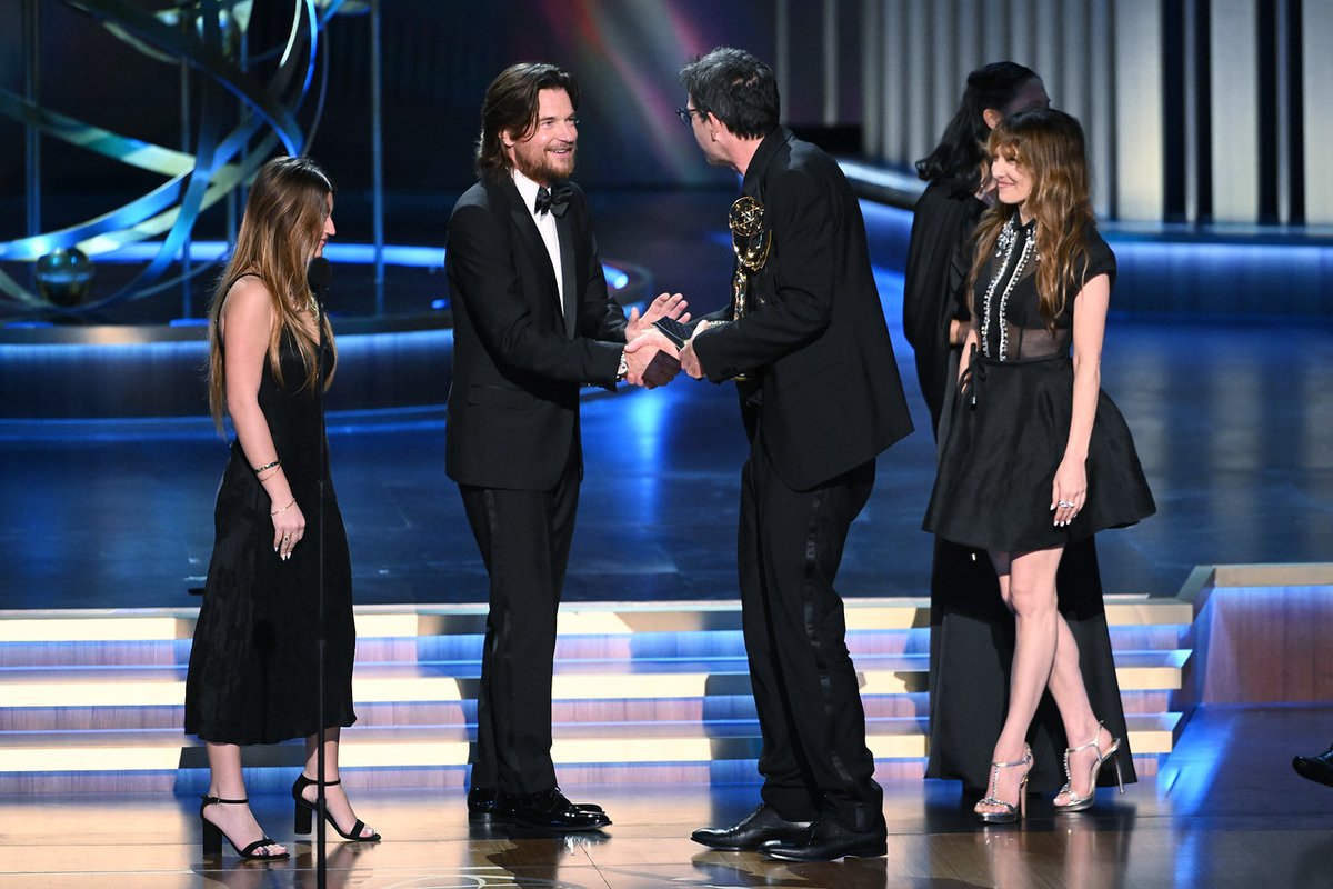 4ChionLifestyle's tweet photo. Mark Mylod accepts the Emmy Award for outstanding directing for a drama series for “Succession.” #emmys2023 #emmys #4chionstyle #4chionentertainment Details here
https://t.co/eUziYlj3vV
Photo by Phil McCarten/Invision for the Television Academy/AP Images https://t.co/F03n2XiGM4