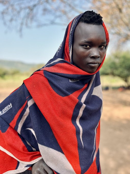 Mas fotos del viaje que estoy haciendo por Etiop&iacute;a 🇪🇹 Hombres, mujeres y ni&ntilde;os de la comunidad Mursi