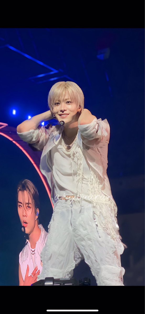 โหหหห เหมือนไม่มีอยุ่จริงงง เหมือนมีแสงออกมาจากตัววว หล่อสวยเกินนนㅠㅠㅠㅠㅠㅠㅠㅠㅠㅠ