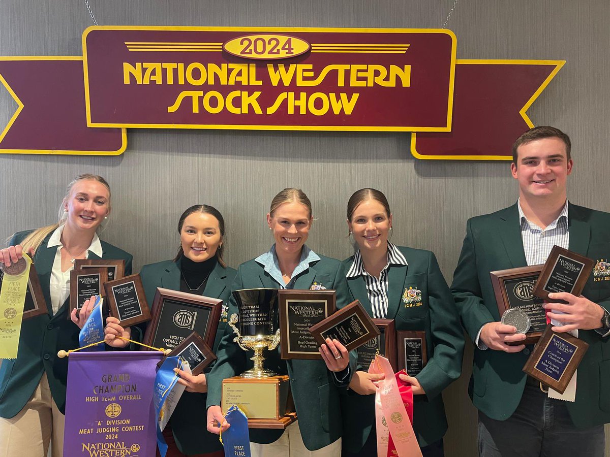 ausmeatjudging's tweet photo. The Australian ICMJ team has been crowned champion team - national division at the National Western Meat Judging competition in Denver, Colorado! Great work Aussies! 🇦🇺 🏆🤩
#icmj #meatjudging #champions https://t.co/Ui3ARHnbxL