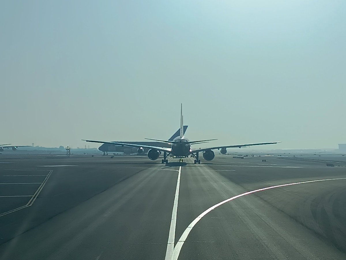 Departure from Dubai.

#dxb #Airbus