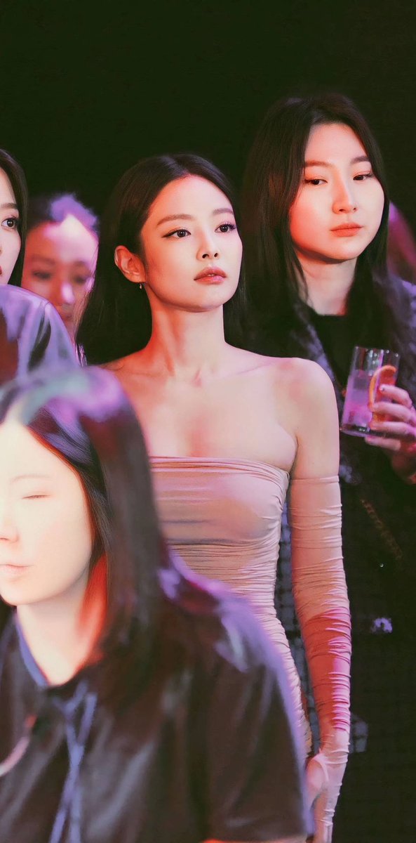 Blinks_4Pinks's tweet photo. Happy Birthday to my Ruby Jane!!! 🥺 I love you and me 🙊

MISS KOREA JENNIE DAY
#MoonlightJENNIEDay
#달빛아래_빛이나는_제니의_생일파티 https://t.co/tJkpedCItB