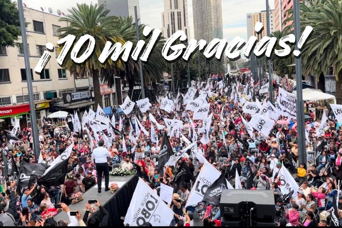 vhlobo's tweet photo. Mi felicitación y agradecimiento por estos 15 años a los más de 10,000 compañer@s que con su asistencia hicieron enorme esta celebración; mi reconocimiento porque su trabajo, prestigio y resultados son el pilar de esta organización ciudadana.

¡VIVA #FUERZADEMOCRÁTICA! https://t.co/VaVfwHgth3