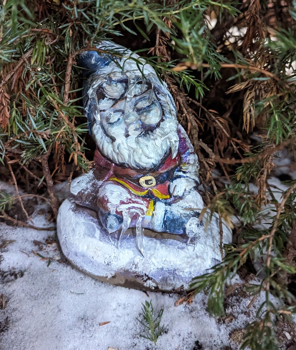PartyboatDave's tweet photo. Hid this dude downtown #cantonohio https://t.co/elXYCEdJbg