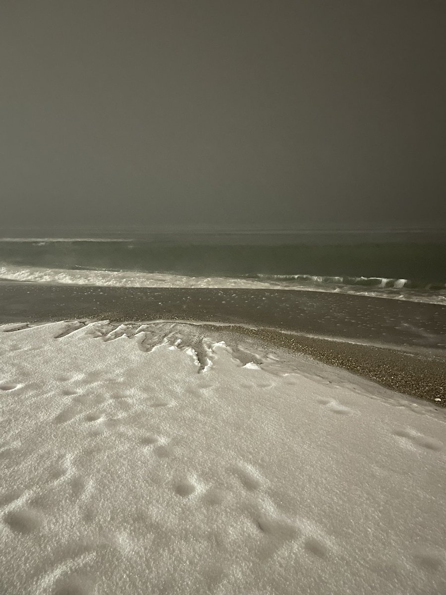 We’ve got #snow at the #jerseyshore tonight!