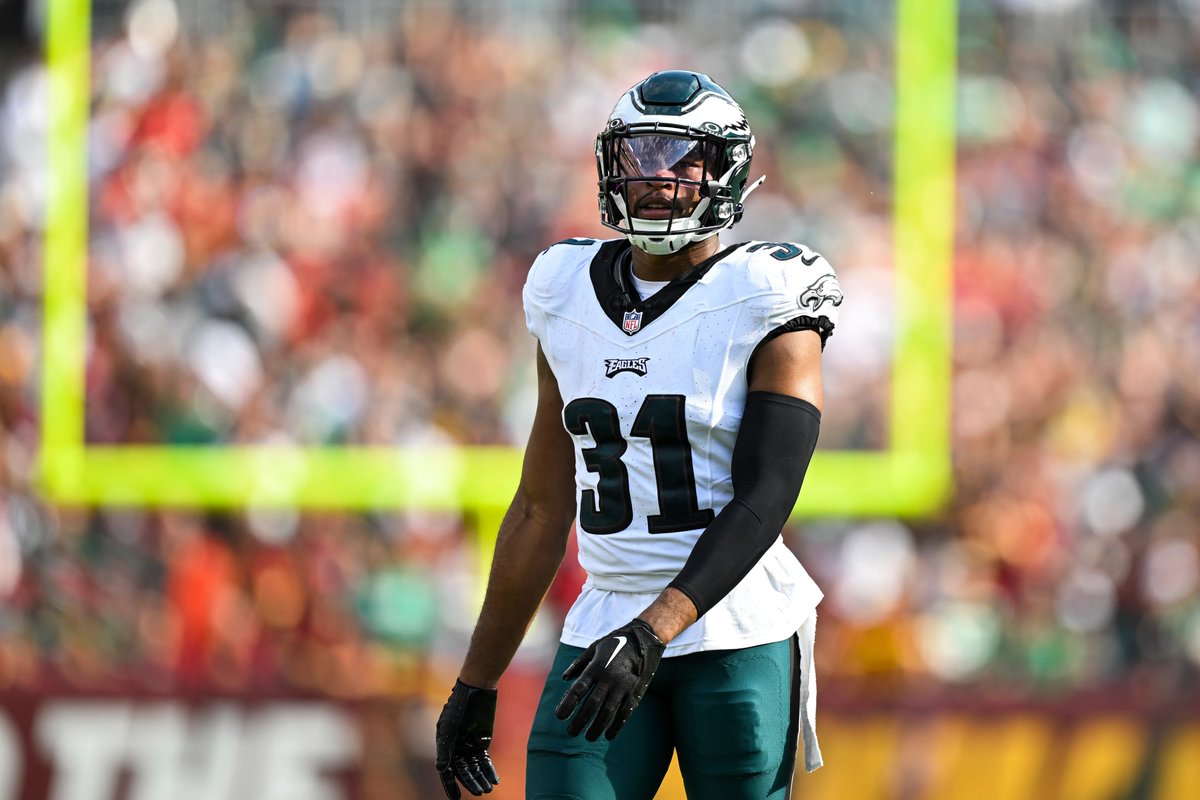 PlayLockerLive's tweet photo. "You're a winner now. Things are done different around here."

AJ Brown said this to Kevin Byard after he was traded to the #Eagles from the #Titans 

Philly is 1-6 in their last 7 games
Tennessee is 3-4 in their last 7 games

YIKES! #TitanUp #FlyEaglesFly https://t.co/lVmHknzmj7