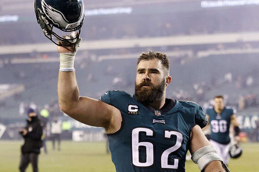 ProjectHurts's tweet photo. Thank you for everything you have done for Philadelphia, Jason Kelce. You will forever be remembered as the greatest center of all time.

Forever an Eagle @JasonKelce 🦅💚

#FlyEaglesFly https://t.co/gnc79zYrmI