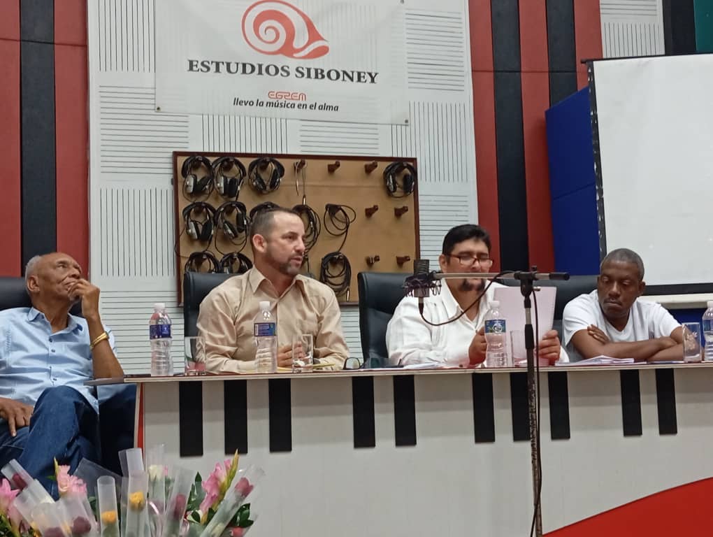 Asamblea de Balance de la #EGREM en Santiago de Cuba. 

Un espacio que se convirtió en invitación al diálogo y la reflexión a través de una mirada crítica al 2023.