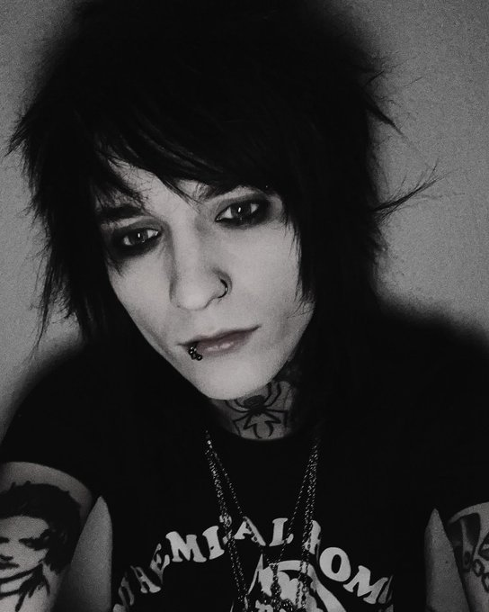 daily johnnie guilbert thinker tweet media