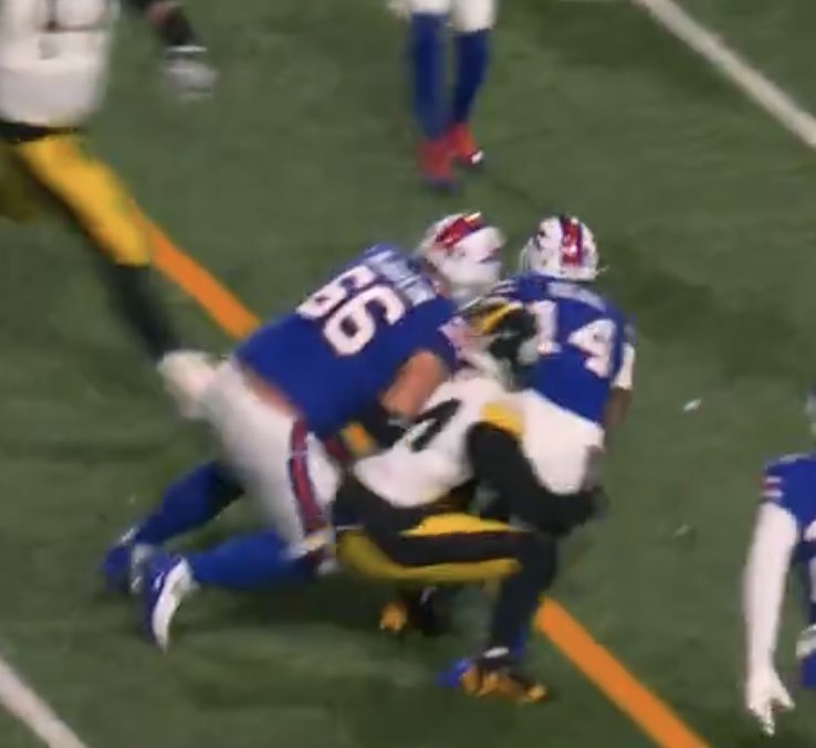 SteelerDelivery's tweet photo. Obviously this is an illegal block in the back. The NFL cares deeply about player safety and ratings 

#Steelers #HereWeGo https://t.co/Z8Dbk48rja