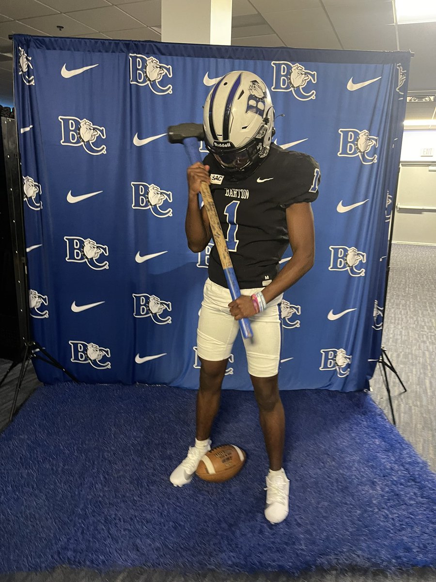 Jaqai Carter (@jaqai9) on Twitter photo I had a great Official Visit to Barton today, I love the atmosphere!!! Thank you #uncommitted <a href="/FBCoachMariani/">Landon Mariani</a> <a href="/_dlmerritt/">Devin Merritt</a> <a href="/hester_chip/">Chip Hester</a> <a href="/barton_fb/">BartonCollegeFB</a> <a href="/dukehwt/">Duke Howell</a> <a href="/CHS_CavsFB/">Cuthbertson Football</a> I had a great Official Visit to Barton today, I love the atmosphere!!! Thank you #uncommitted <a href="/FBCoachMariani/">Landon Mariani</a> <a href="/_dlmerritt/">Devin Merritt</a> <a href="/hester_chip/">Chip Hester</a> <a href="/barton_fb/">BartonCollegeFB</a> <a href="/dukehwt/">Duke Howell</a> <a href="/CHS_CavsFB/">Cuthbertson Football</a>