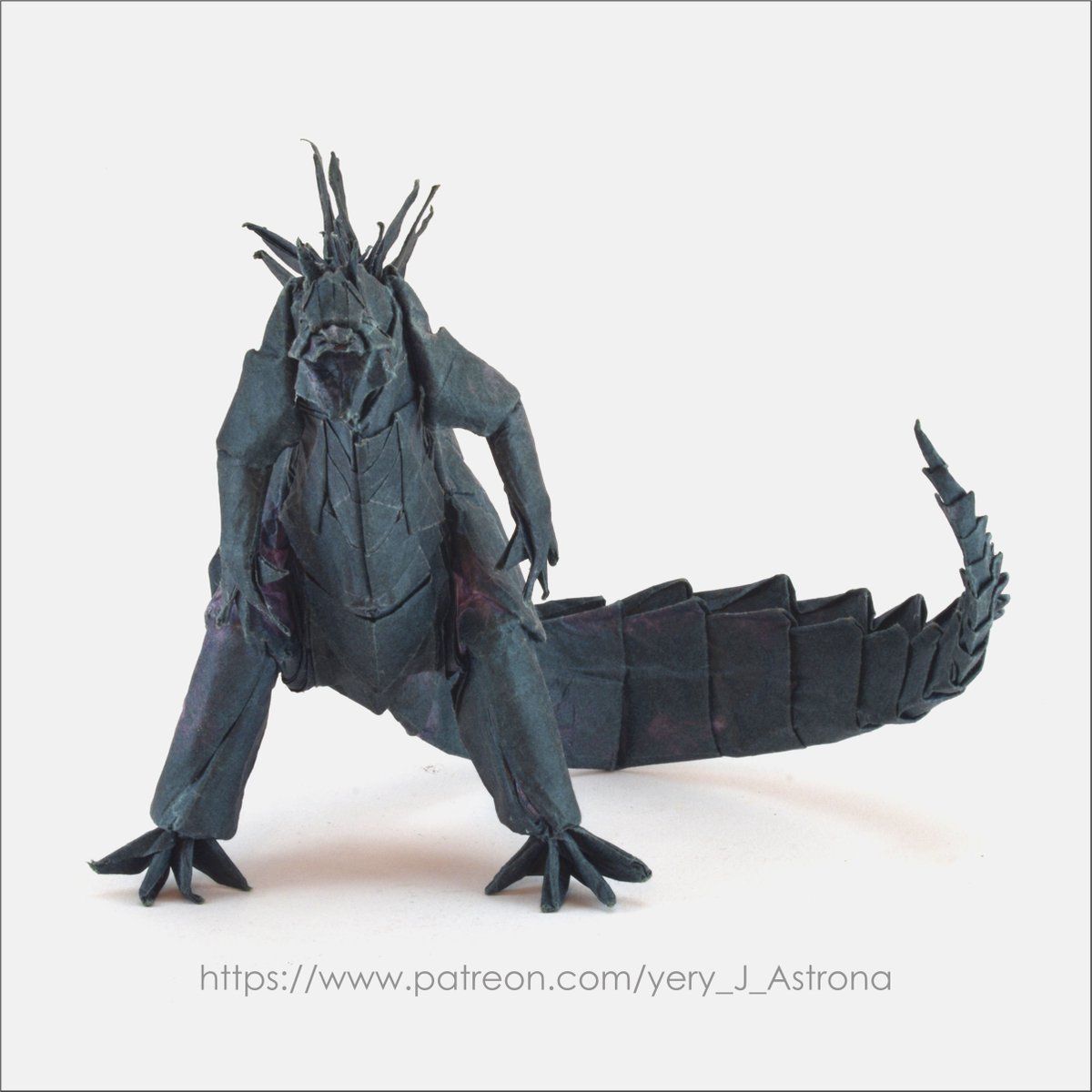 yeryjastrona's tweet photo. GODZILLA (LEGENDARY) ORIGAMI
For me (Yery J. Astroña)
From a single 70x70cm square of paper. without cuts!
The CP (Crease Pattern) is now available on my Patreon!😉
https://t.co/MBDY8D9OEf
#origami #godzilla #GodzillaxKong #origami #art #supercomplexorigami #yeryjastrona https://t.co/yoMBDF35de