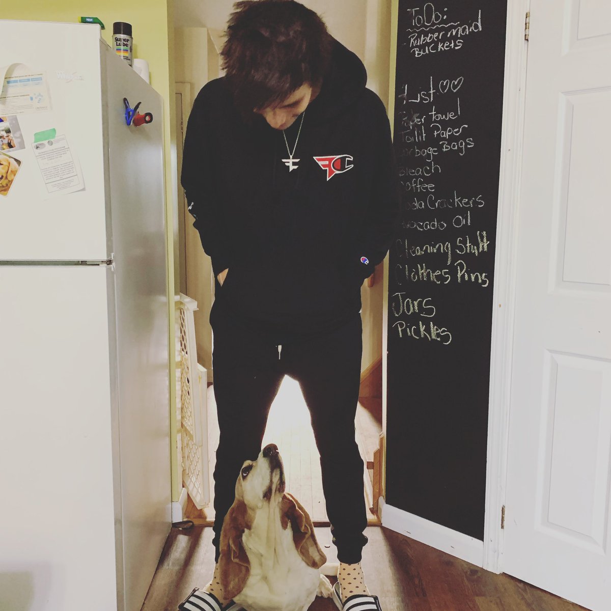 Pamaj's tweet image. Daisy turns 12 today 🥹 the little legend knows yall were rocking her on ur Xbox 360 profile pic ❤️