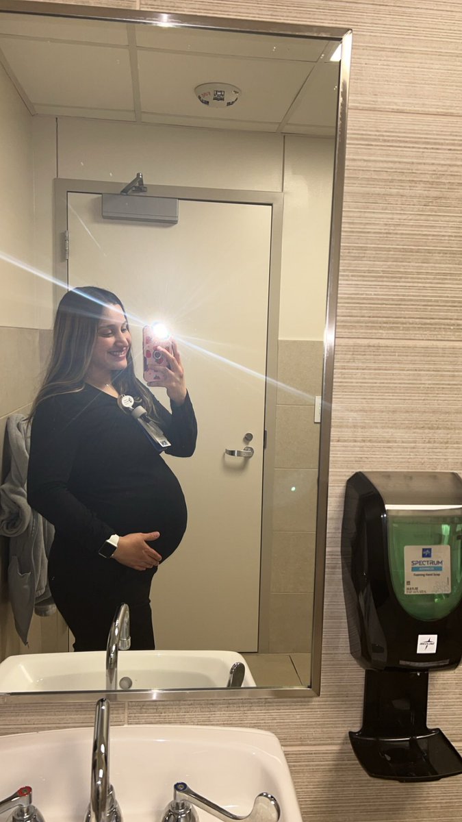 marinellers12's tweet photo. lil bump date for my last trimester🩵 https://t.co/XGGVVA45cK