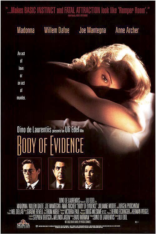 FilmNewsNos's tweet photo. 🎬MOVIE HISTORY: 31 years ago today, January 15, 1993, the movie ‘Body of Evidence’ opened in theaters!

#Madonna #WillemDafoe #JoeMantegna #AnneArcher #JulianneMoore @StanShaw1 #CharlesHallahan #LillianLehman #MarkRolston #JeffPerry #RichardRiehle #JurgenProchnow #FrankLangella https://t.co/3joPfhRI9W