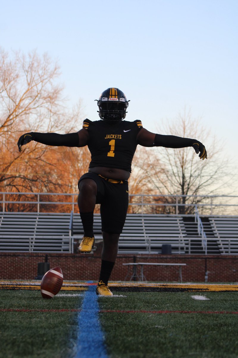 After a great phone call with Coach Arruza, I am blessed to receive my 4th Offer/Official Roster Spot from Randolph Macon College! #AGTG <a href="/CoachMcGeeRMC/">Nick McGee</a> <a href="/LCBfootball/">L.C. Bird Football 🦅 🏈</a> <a href="/bird_athletics/">L. C. Bird Athletics</a>