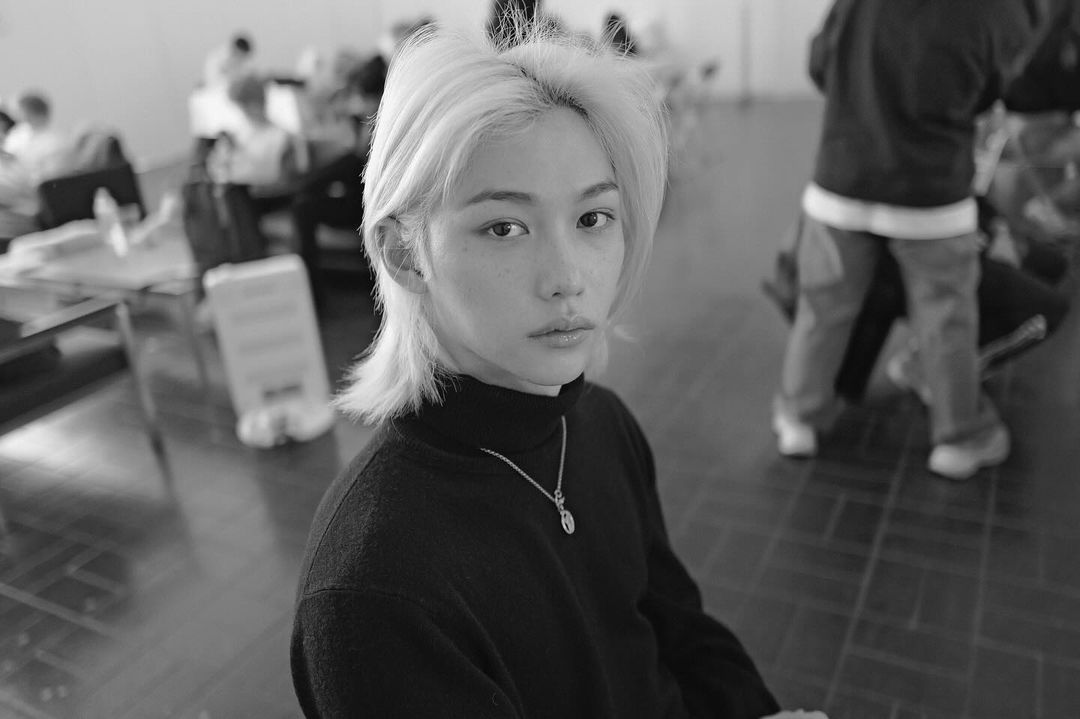 L59YB's tweet photo. #stay #felix 🤍🖤 https://t.co/c2S3jbqCIR