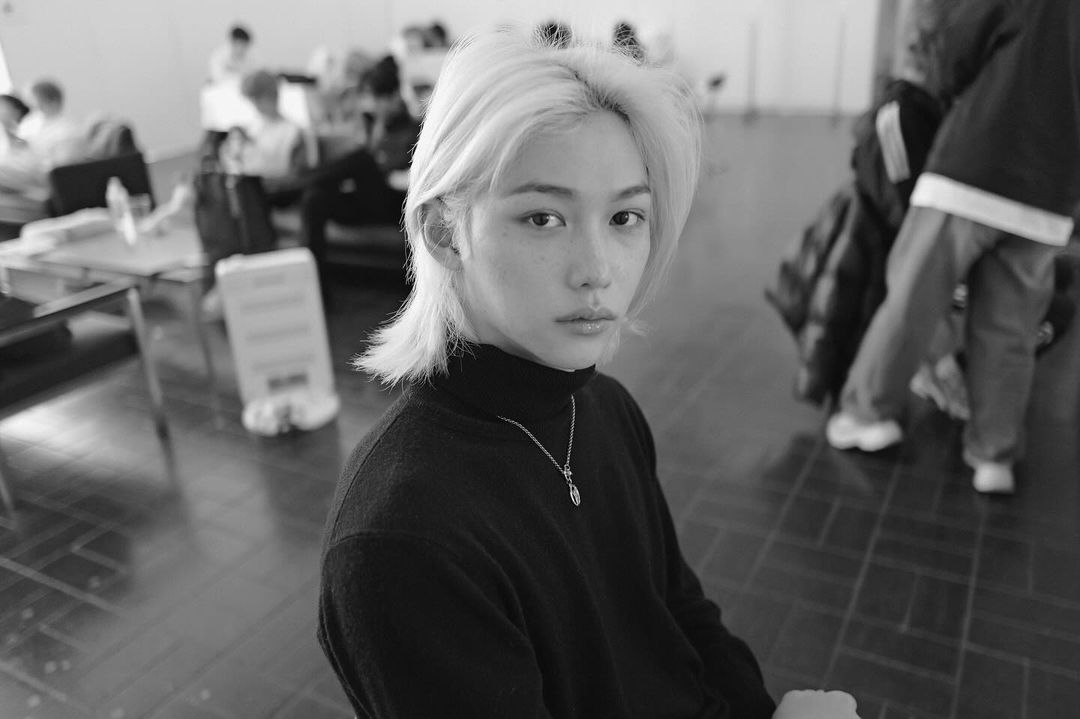 L59YB's tweet photo. #stay #felix 🤍🖤 https://t.co/c2S3jbqCIR