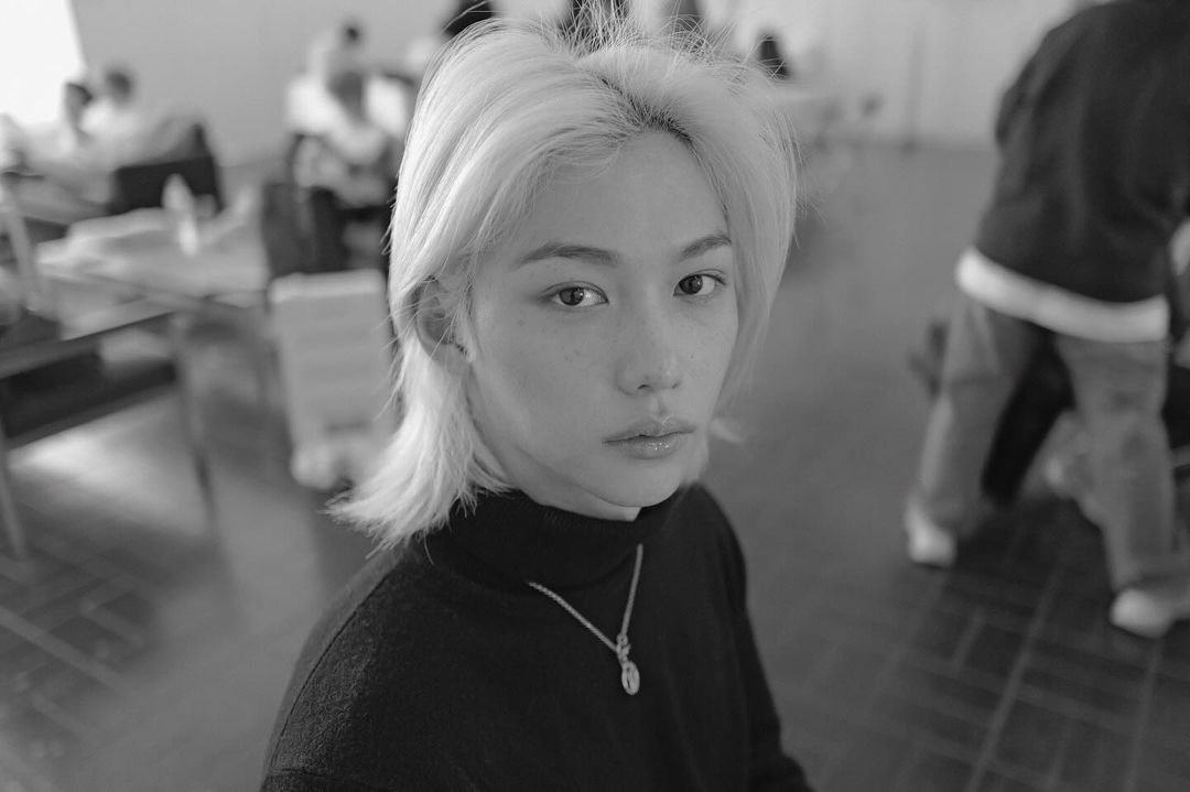 L59YB's tweet photo. #stay #felix 🤍🖤 https://t.co/c2S3jbqCIR