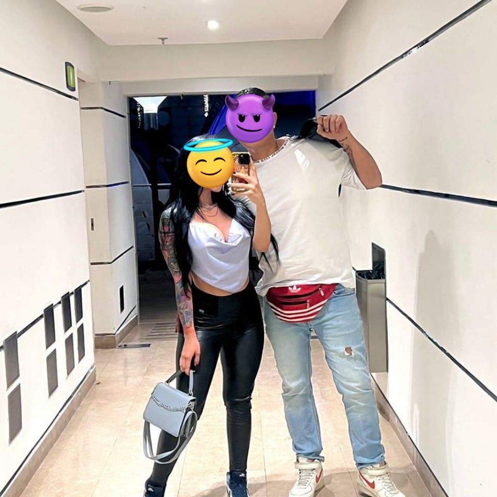 parejaswgarosa's tweet photo. Algún hombre caballero con buena propuesta para hacer cornudo Ami chico md https://t.co/l9c85dPRMJ