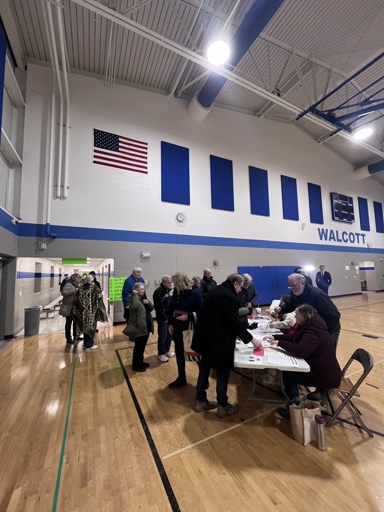 Join us live on @SkyNewsAust at Walcott Elementary for our live coverage of the Iowa Caucuses 🗳️🇺🇸