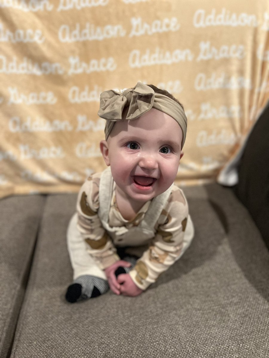 _BWallace7's tweet photo. My favorite girl is 9 months today! 🥰 https://t.co/R7vNpGw1MS