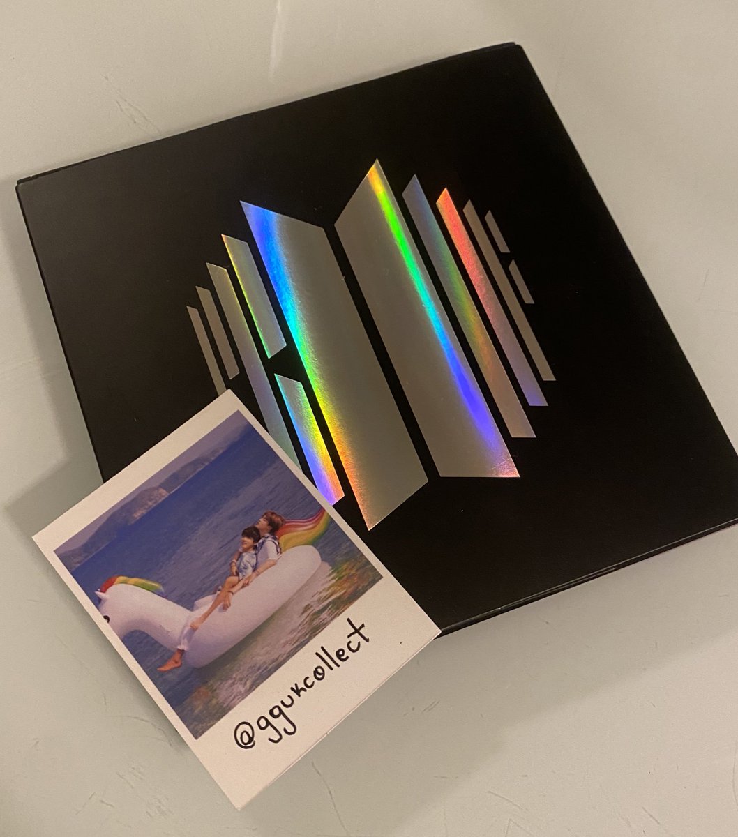 ggukcollect's tweet photo. 💌 VENDO/VENDA 💌

- ÁLBUM PROOF COMPACT 

- R$ 60 (frete incluso)
- Pagamento imediato 
- Feedbacks no fix
- Álbum completo, apenas sem card 
- não possui avarias :) https://t.co/l4BdsH1qfE