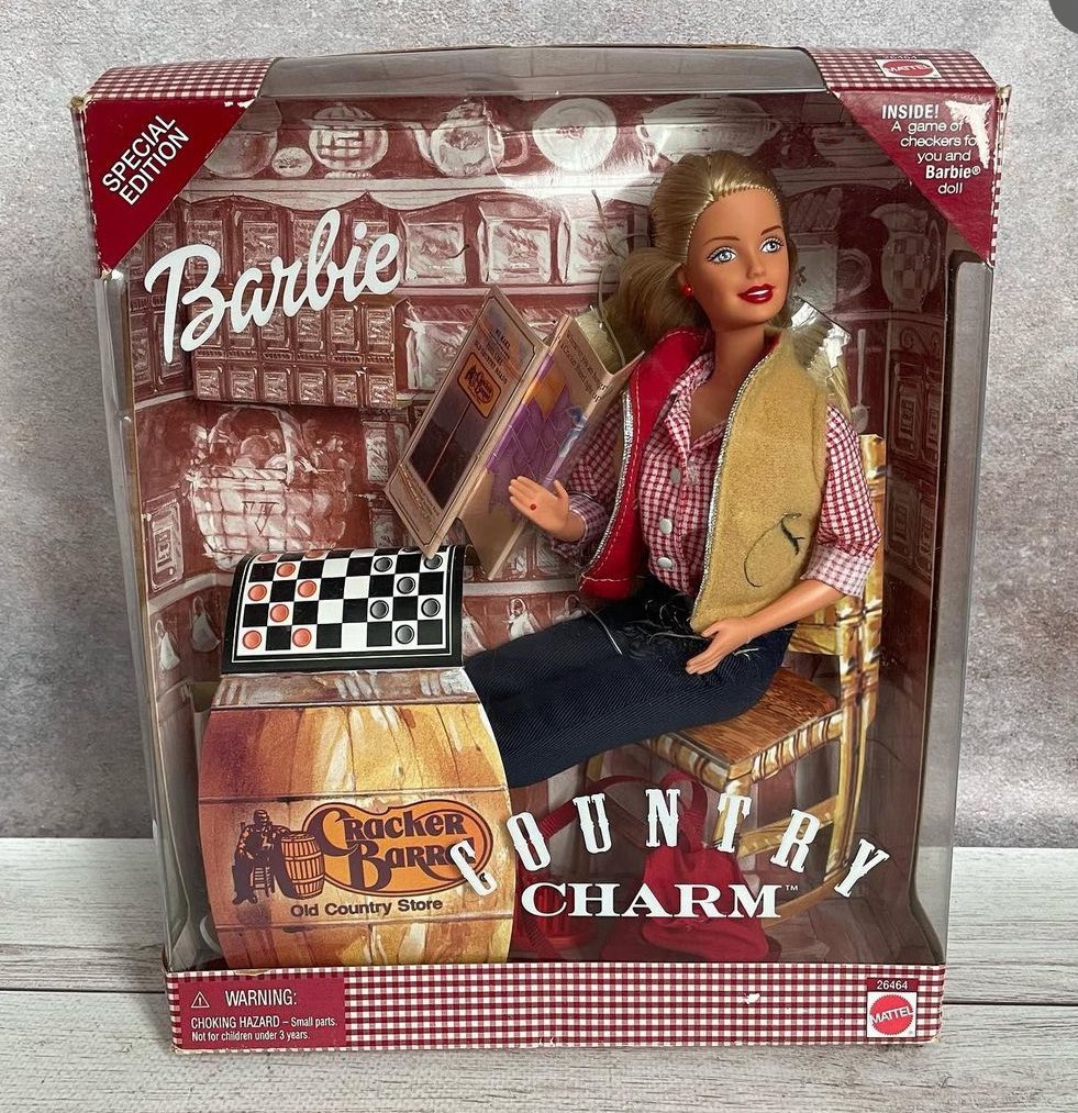 servoisnaked's tweet photo. Today I learned Cracker Barrel Barbie exists and now ya’ll are gonna know too https://t.co/jLC9bTuIEQ