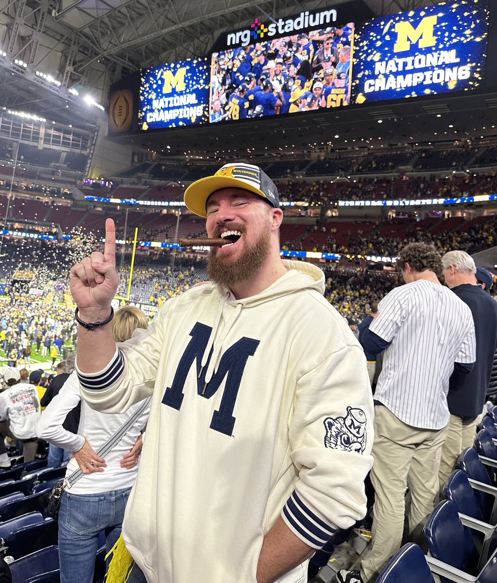RyIntegrity's tweet photo. One of the BEST days of my entire Life! GO BLUE! #NationalChampionship https://t.co/TCw8L0qU4s
