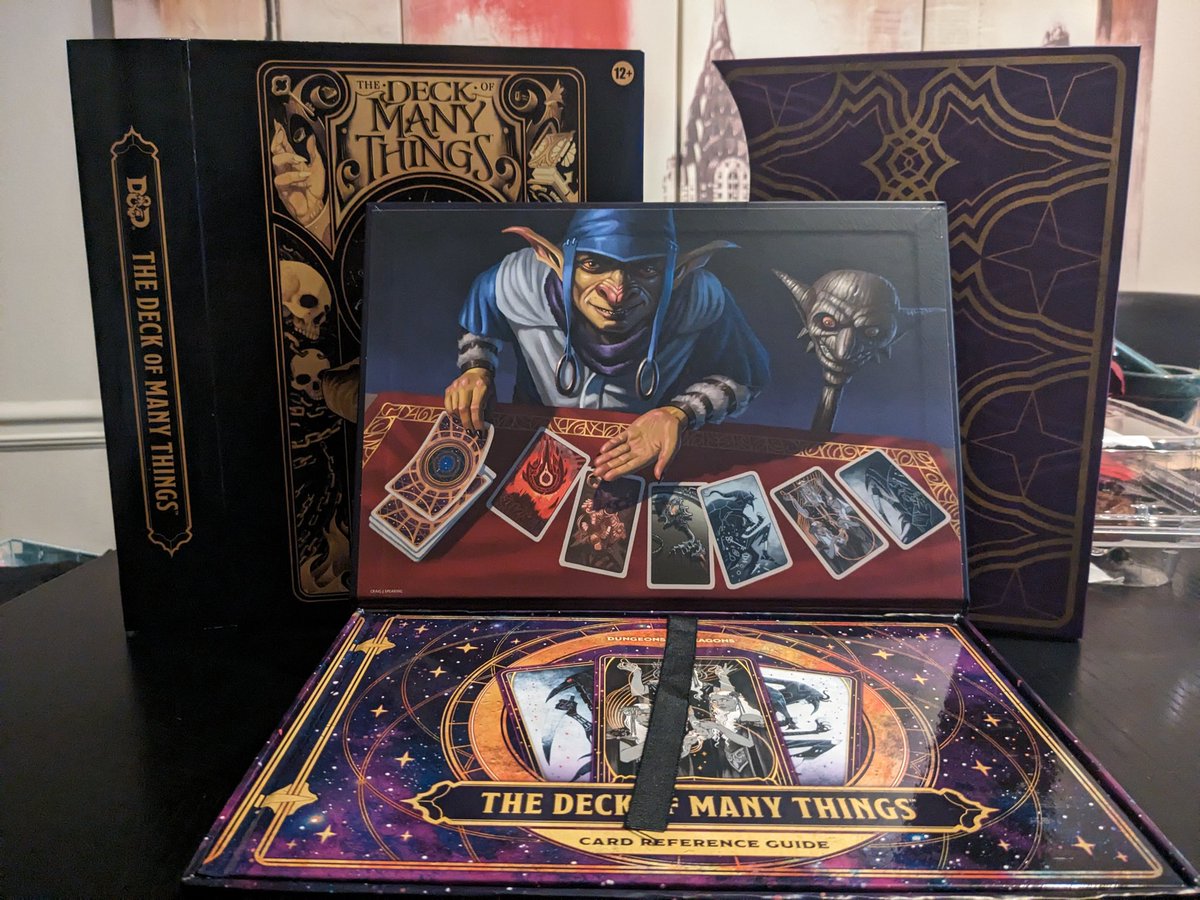 TheMikeBalles's tweet photo. Este fin de semana llegaron las copias de reseña de #TheDeckOfManyThings a casa, Gracias a el equipo de #dnd por el contínuo suporte y colaboración. Esta semana estaremos preparando el material para el siguiente #RolORollo y continuar el hilo de cobertura de #NoticiasTTRPG #TTRPGNoticias Fue un bonito cierre de año, dando luz a que asoma en entregables para el hobby de #TTRPGs en el 2024