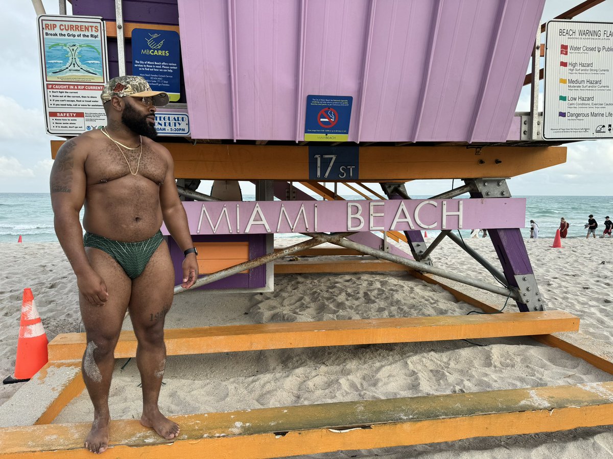 JustYaAverage's tweet photo. Big nigga szn 🦍🦧 https://t.co/CTPrKb4xrI