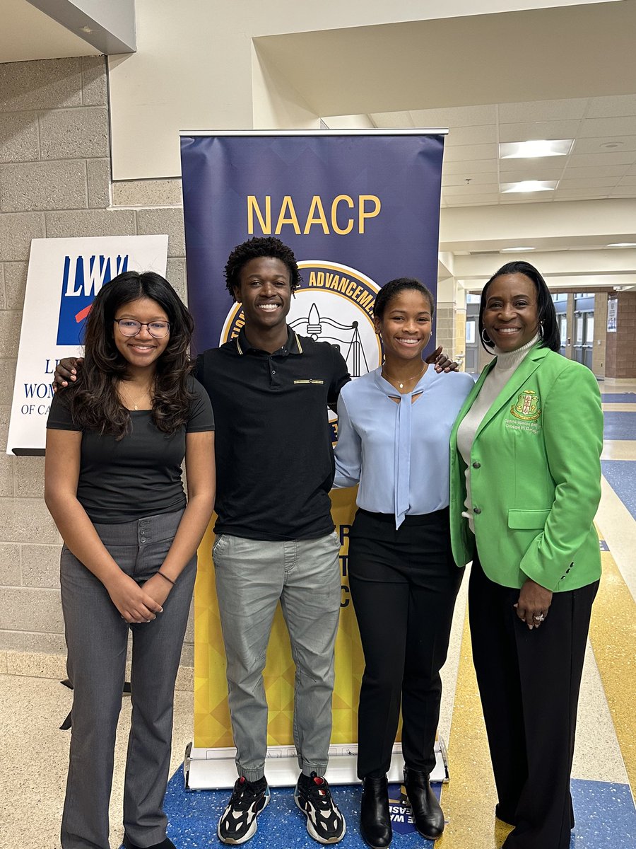 JordanTuck05's tweet photo. I was happy to be on a panel at the @NAACP Calvert County event to celebrate #MLKday with @northernsga @NHS_Patriots. Thank you, Dr. Jackson. #RememberingMLK #justiceforall #thedream #keepworkingtogether https://t.co/gFPXB5Re8K