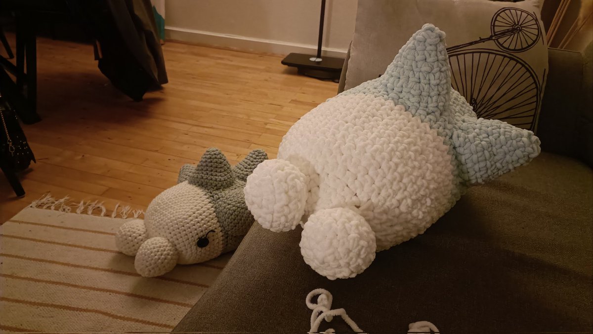 _Steinmann's tweet photo. Another Snom in the making! Now I'm dreaming of a pile of Snoms in my room https://t.co/Vcr2lP4PgX