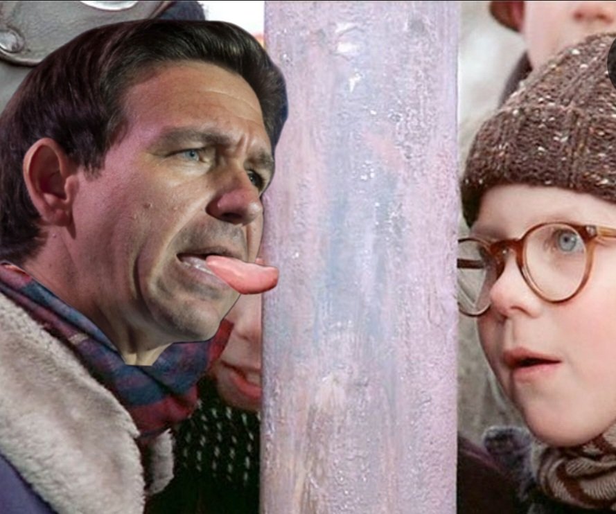 For anyone else that would pay good money to see his tongue stuck to a frozen pole, this is the best I can do on short notice. You're welcome. #Douchantis #IowaCaucus