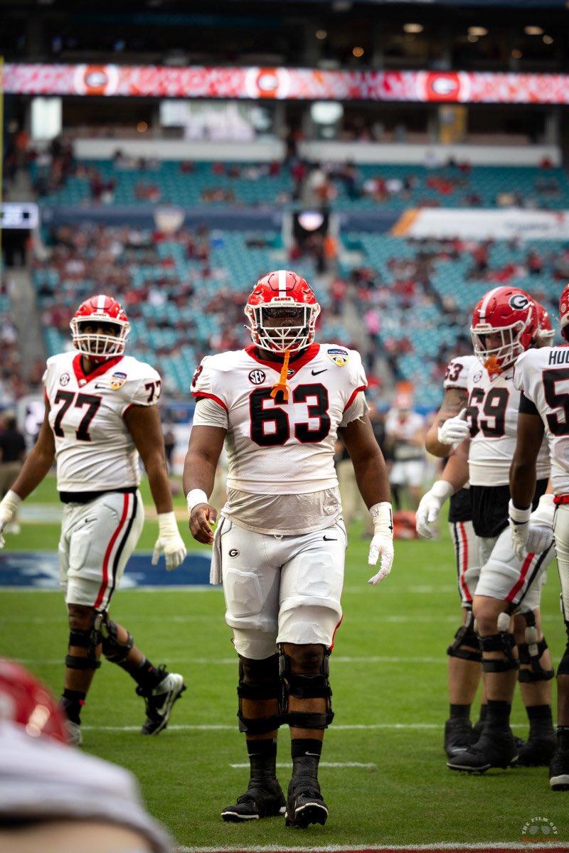 #AGTG Blessed to receive an offer from The University of Georgia!! @stasaints_FB @HarperIsland24 @56Coach @CoachDiribe96 @JCollinsUGA