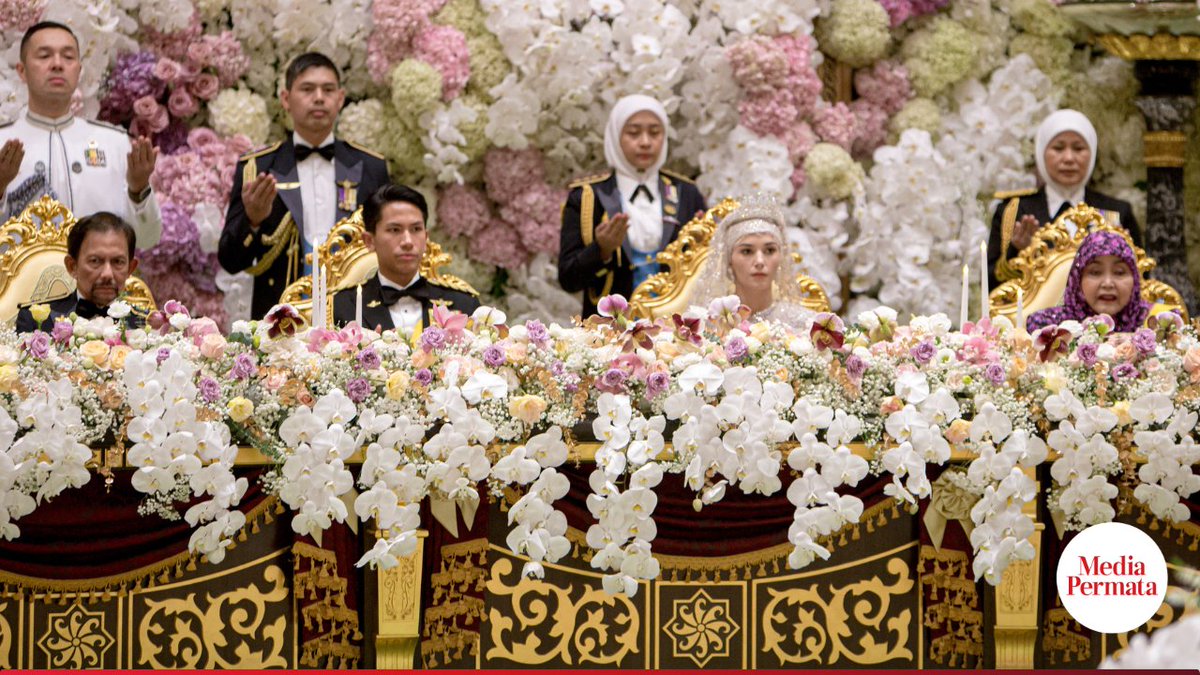 MediaPermata's tweet photo. Masjlis persantapan raikan pengantin diraja
📸: Muiz Matdani
#MediaPermata #BeritaBrunei #perkahwinan #PrinceMateen #Majlis #Persantapan #Diraja https://t.co/qwj39cy1Yy