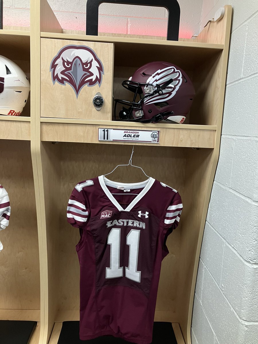 BrandonAdlerr's tweet photo. I would like to thank @TheCoachMorris and @EUEaglesFB for having me on campus for a tour. https://t.co/DinPs2pYRj