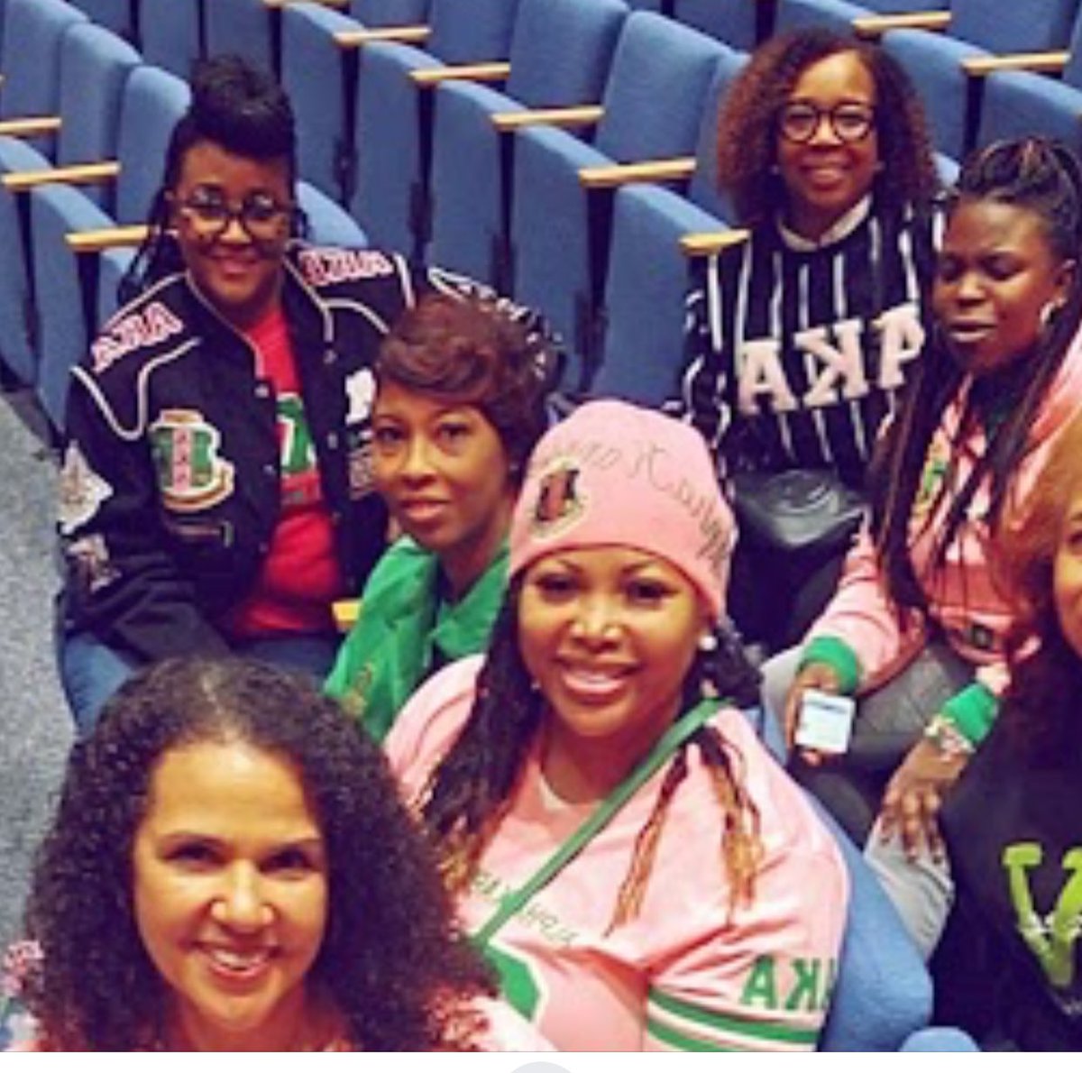 EdtechFelisa's tweet image. Spent Founder’s Day volunteering at the King Center for MLK Day of Service #J15 #KappaOmega #AKA1908