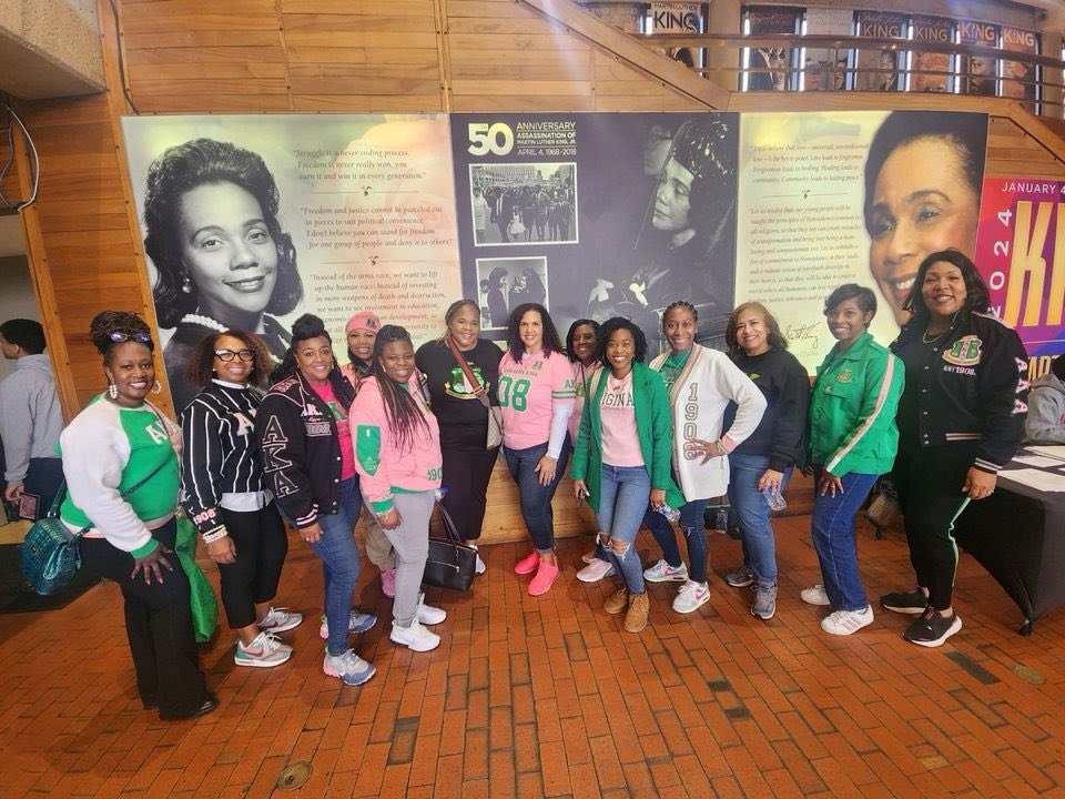 EdtechFelisa's tweet image. Spent Founder’s Day volunteering at the King Center for MLK Day of Service #J15 #KappaOmega #AKA1908