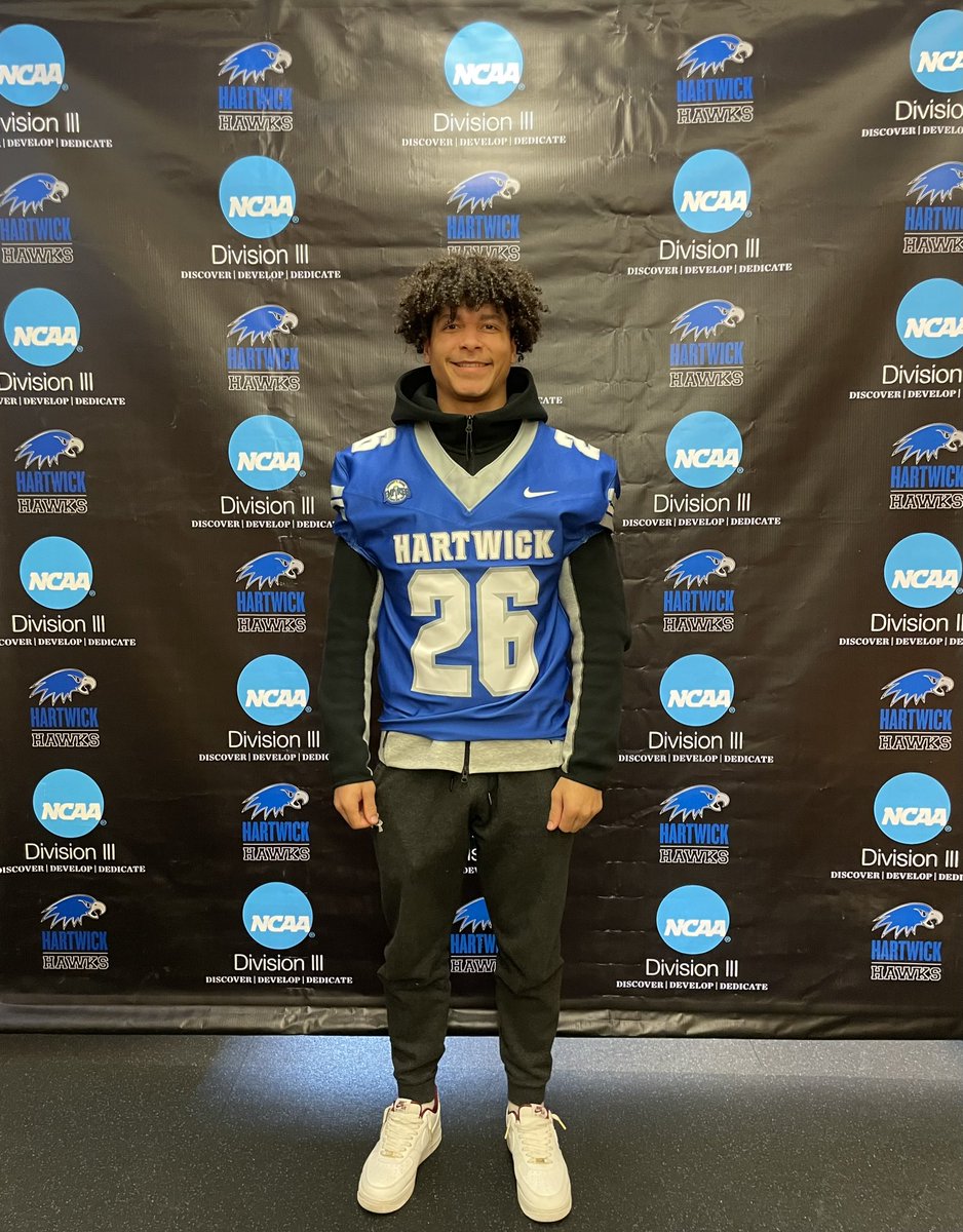 Thank you <a href="/HartwickFball/">Hartwick Football</a> for having me for an official visit today! Had a great time learning more about being a hawk! <a href="/SGFFootball/">SGF Football</a>