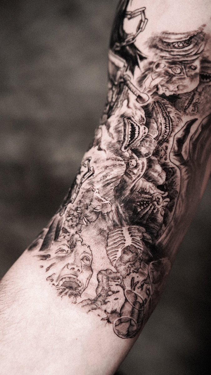 GM ✨
Lama ga post disini 😆
Sehat sehat semua ya kawan2ku ⚡️⚡️⚡️

BERSERK 

#berserk #balitattoo #berserktattoo