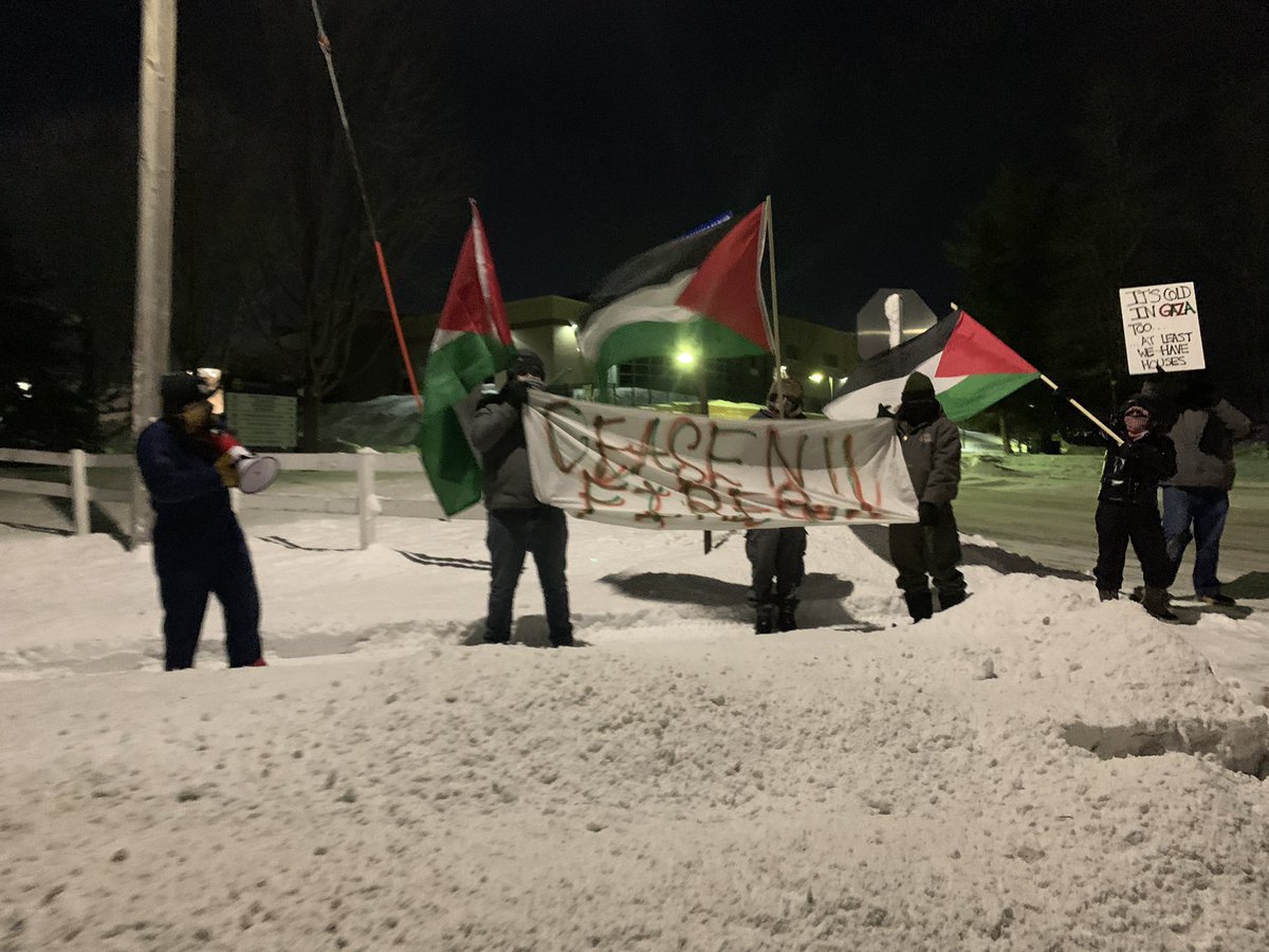 On way here there was a police/ambulance happening at 9th and Ridgeway, big intersection leading to Columbus. Traffic rerouted briefly. 

Also outside of Columbus (in subzero temps) were local activists demanding an Israel/Palestine ceasefire