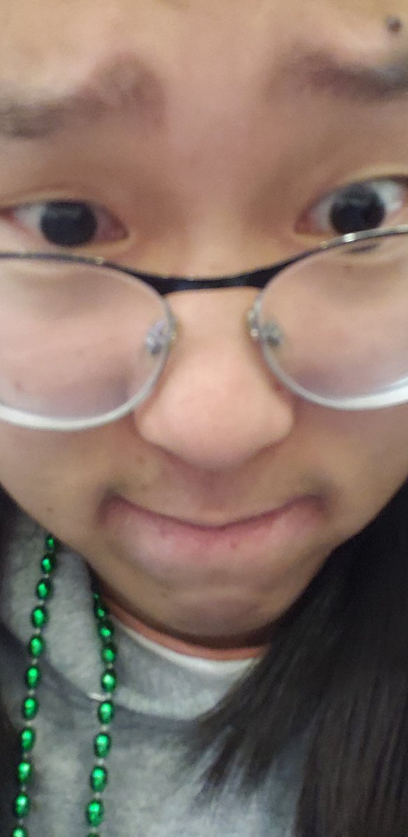 akataig's tweet photo. @Heavy_WaRCRIER Please help I'm trapped in the airport and they keep delaying my flight https://t.co/ssZHDBnunl